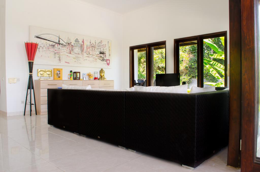 Villa Danison Umeanyar Pokoj fotografie
