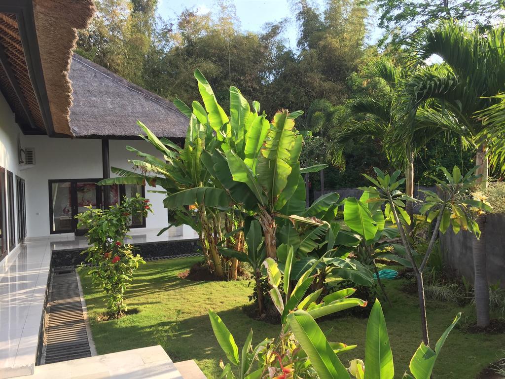Villa Danison Umeanyar Exteriér fotografie